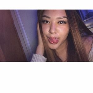 Meet your Posher, Abria